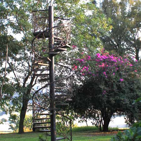 Escalera Salón de Eventos La Gotera